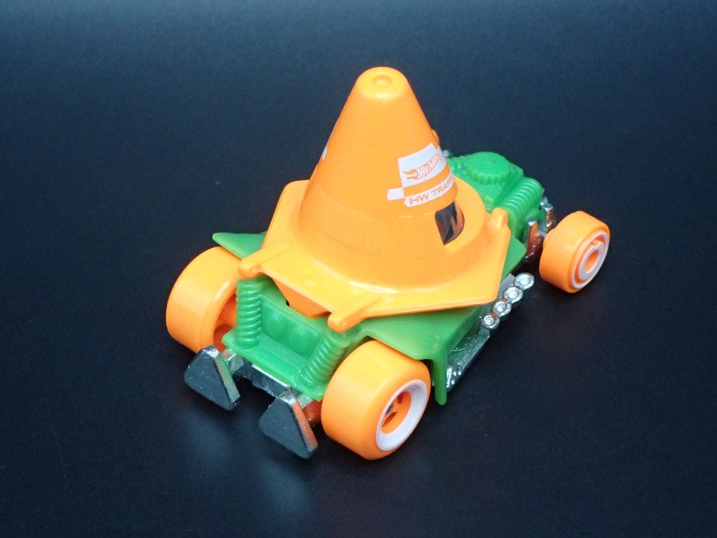 CUSTOM CONE SHAKER ORANGE 1:64 SCALE COLLECTIBLE DIORAMA DIECAST MODEL CAR