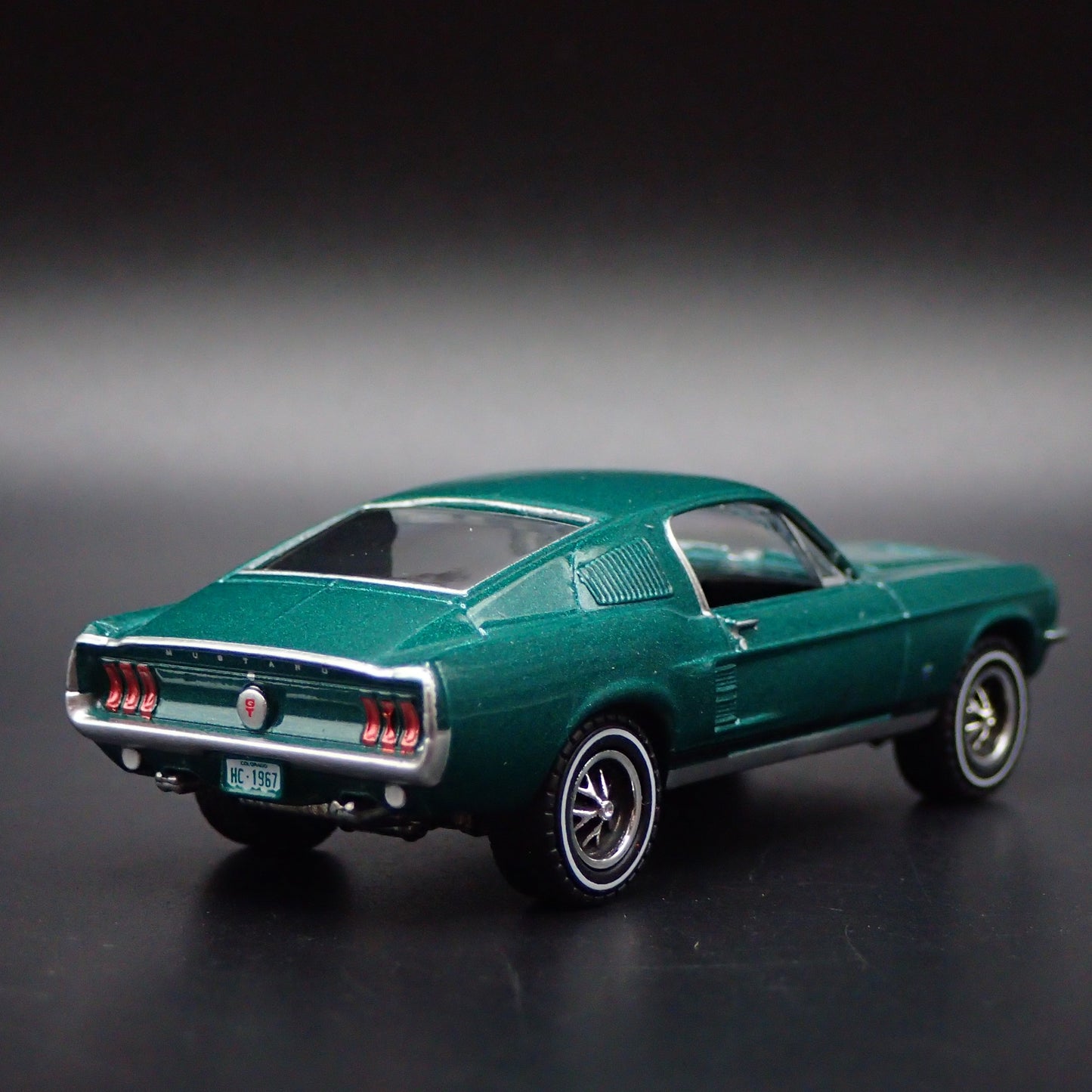 1967 67 FORD MUSTANG FASTBACK GREEN 1:64 SCALE COLLECTIBLE DIECAST MODEL CAR