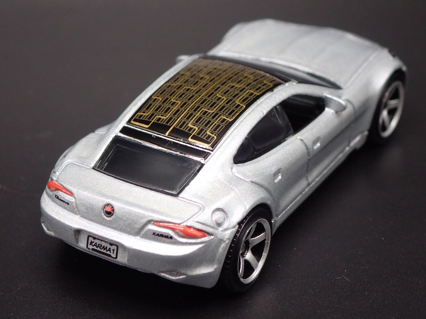 2011-2012 KARMA AUTOMOTIVE KARMA GS-6 HYBRID SILVER 1:64 SCALE DIECAST MODEL CAR