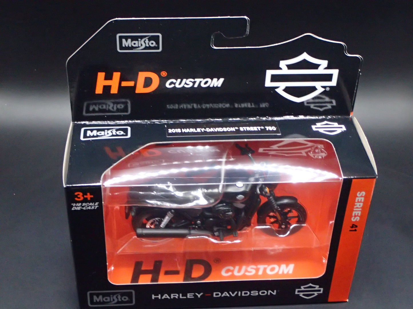 2015 15 STREET 750 HARLEY DAVIDSON MOTORCYCLE MAISTO SERIES 41 1/18 MODEL BIKE