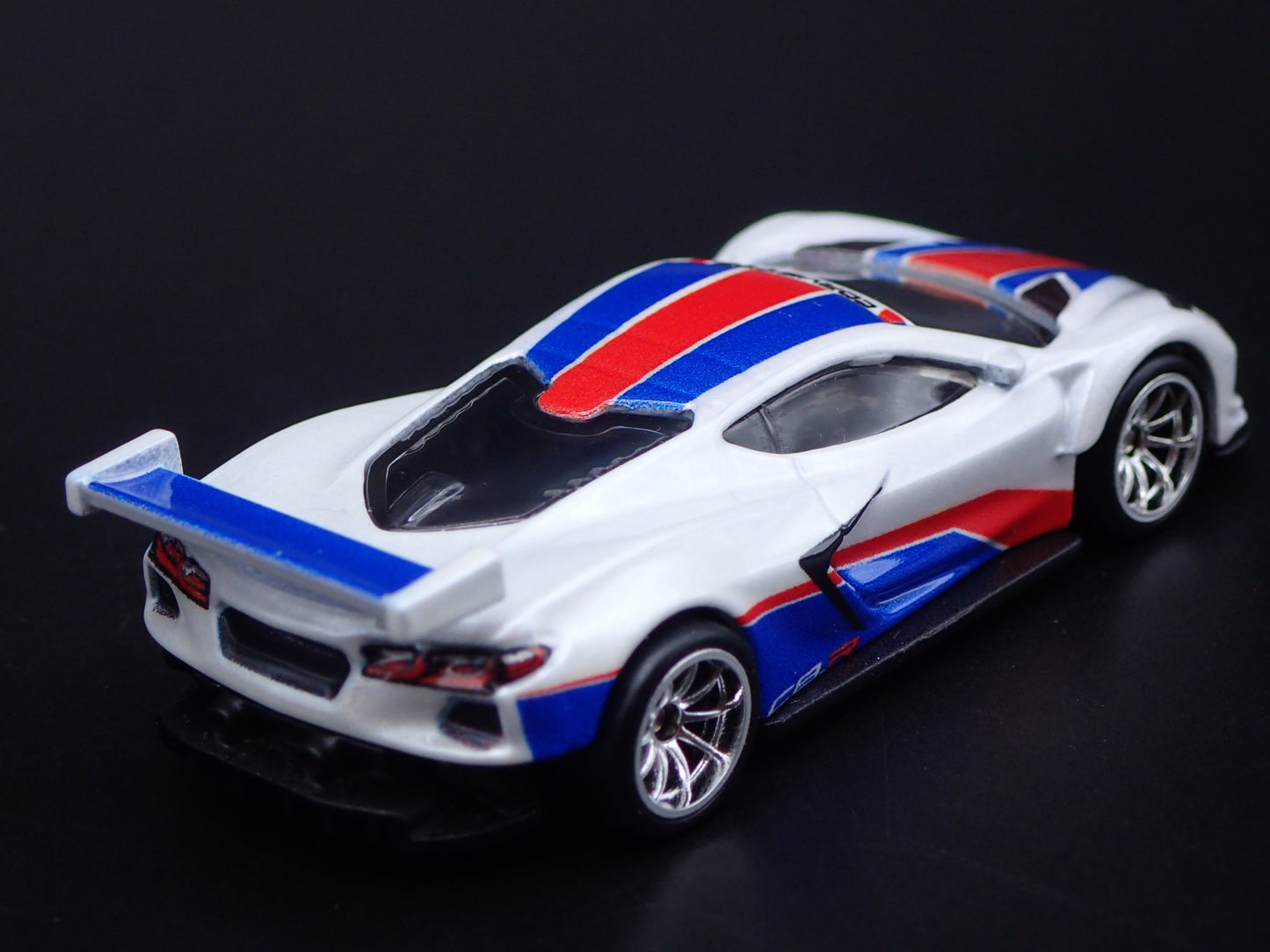 CHEVY CHEVROLET CORVETTE C8.R RACING TEAM 1:64 SCALE DIORAMA DIECAST MODEL CAR