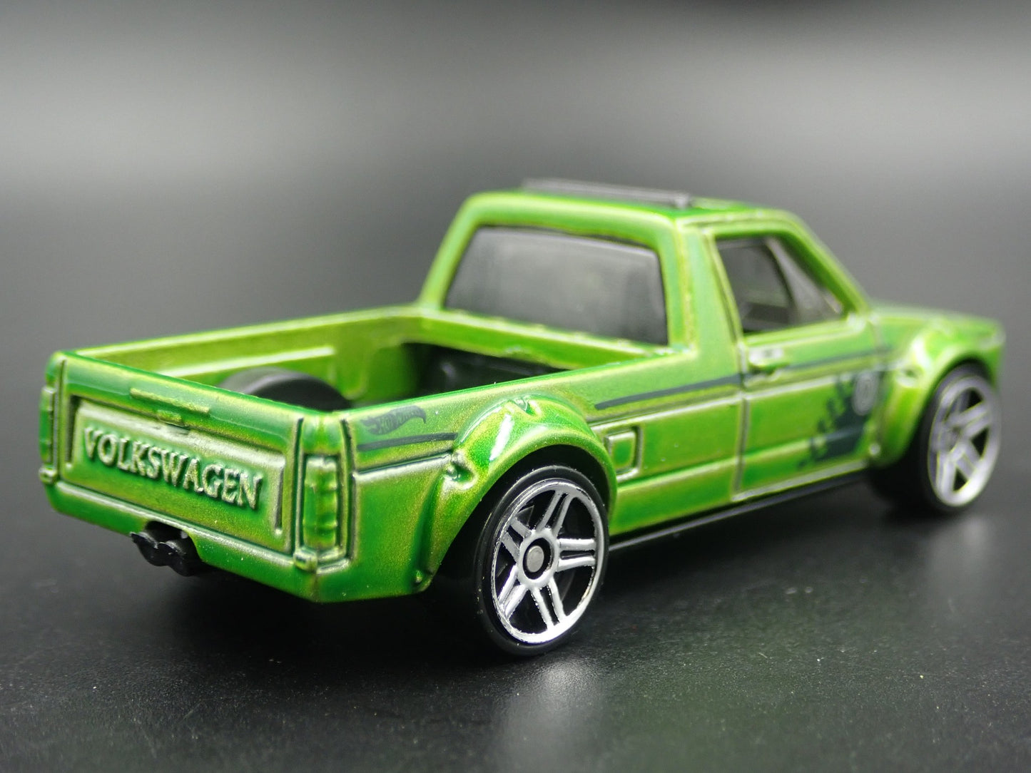 1979-1984 VW VOLKSWAGEN CADDY PICKUP TRUCK GREEN 1/64 SCALE DIECAST MODEL CAR