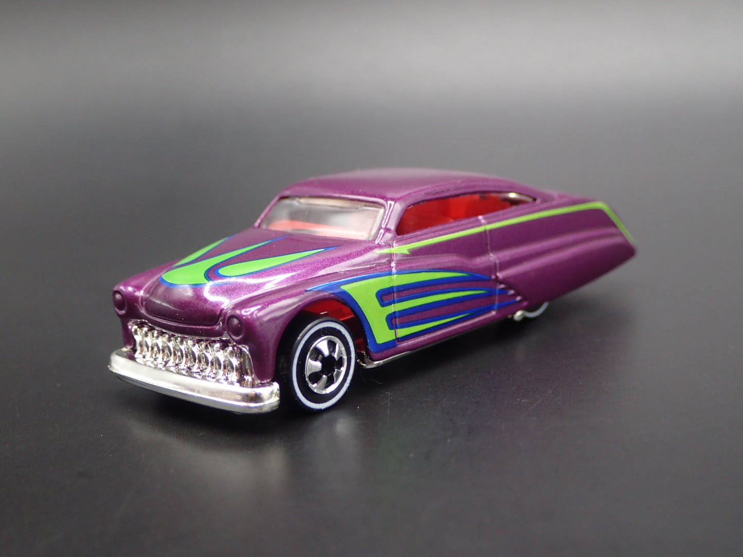 1951 51 MERC MERCURY PURPLE PASSION 1:64 SCALE COLLECTIBLE DIECAST MODEL CAR
