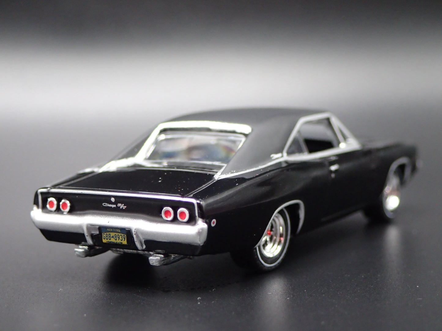 1968 68 DODGE CHARGER JOHN WICK 1:64 SCALE COLLECTIBLE DIORAMA DIECAST MODEL CAR