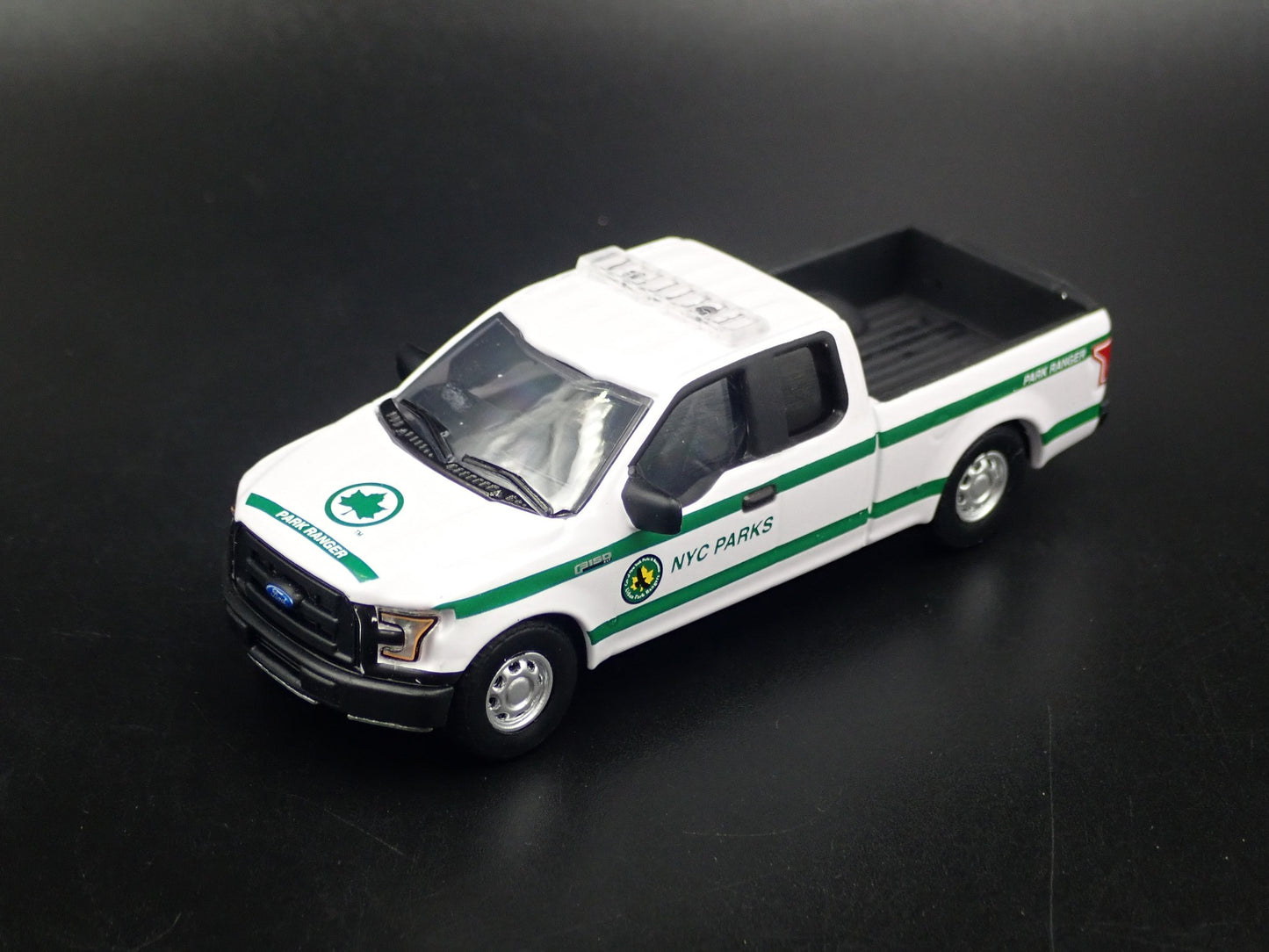 2015-2020 FORD F150 PICKUP TRUCK NYC PARKS & REC 1:64 SCALE DIECAST MODEL CAR