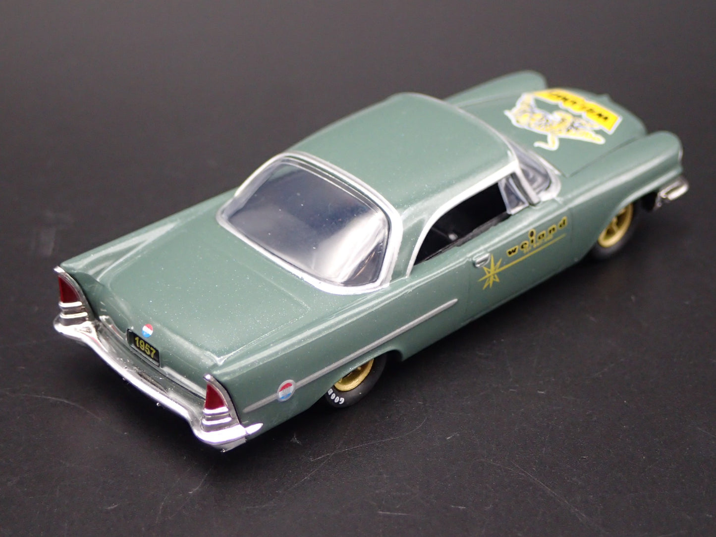 1957 57 CHRYSLER 300C WEIAND GREEN 1:64 SCALE COLLECTIBLE DIECAST MODEL CAR