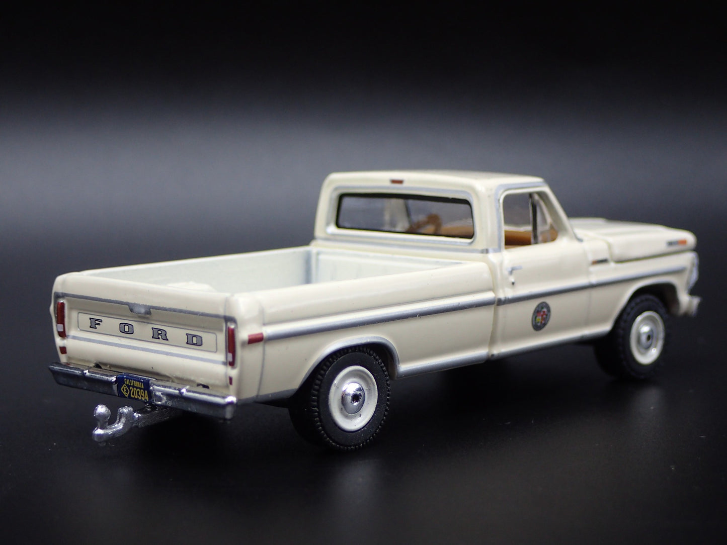 1972 72 FORD F250 CAMPER SPECIAL PICKUP TRUCK RARE 1/64 SCALE DIECAST MODEL CAR