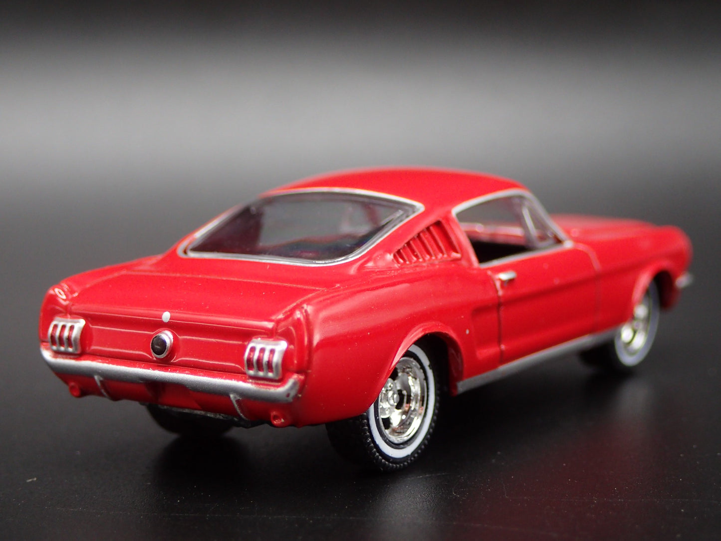 1966 66 FORD MUSTANG FASTBACK 2+2 RED 1:64 SCALE COLLECTIBLE DIECAST MODEL CAR