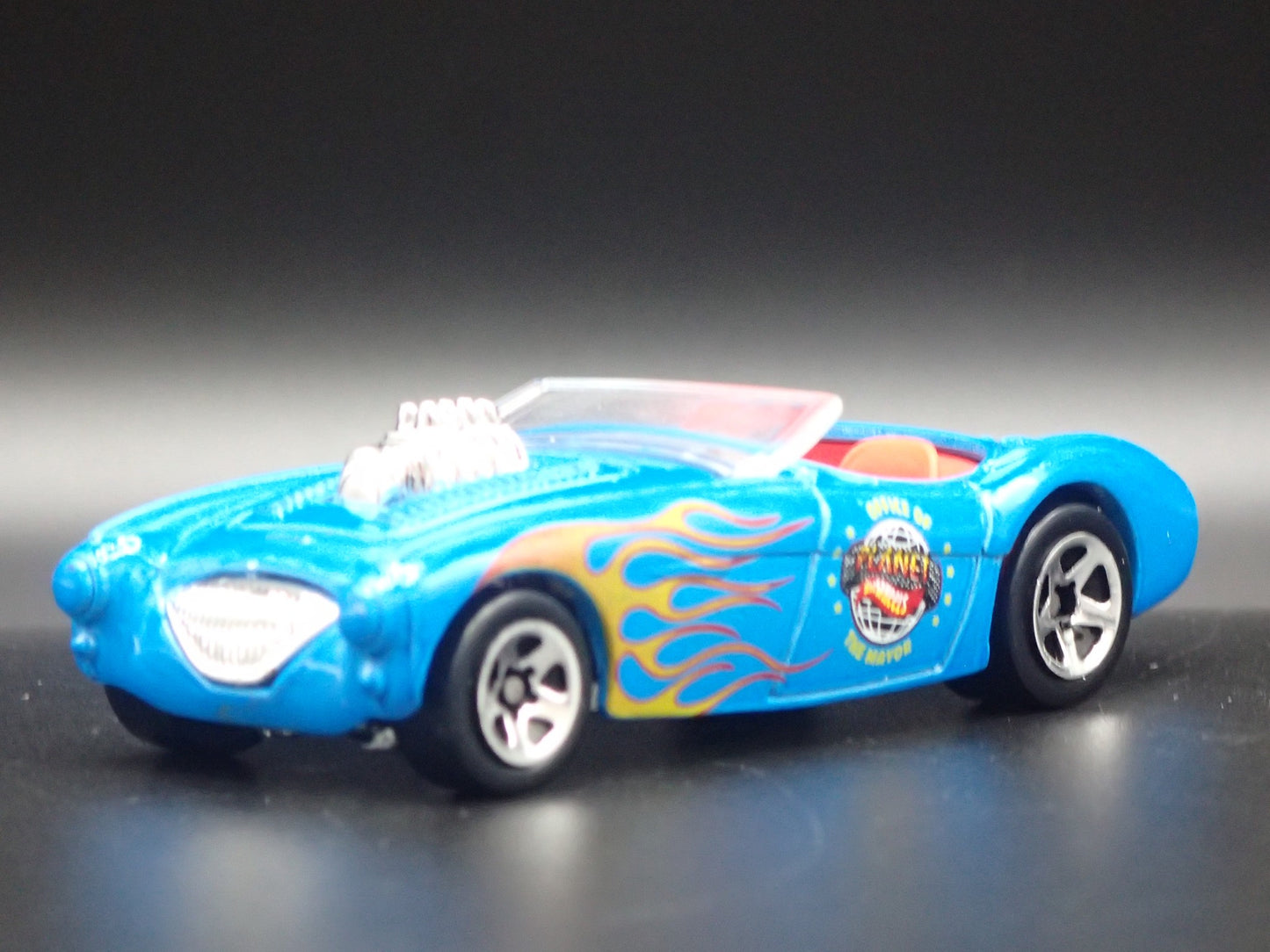 1953-1956 AUSTIN HEALEY ROADSTER CONVERTIBLE BLUE 1:64 SCALE DIECAST MODEL CAR
