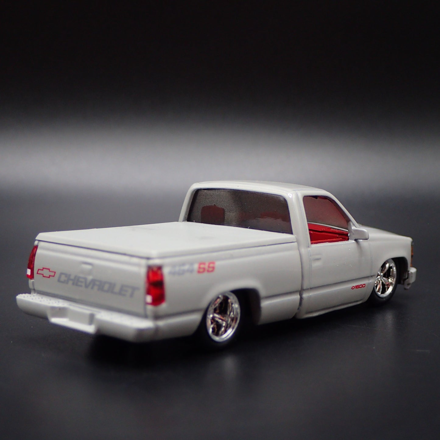 1991 91 CHEVY CHEVROLET C1500 SS 454 PICKUP TRUCK 1:64 SCALE DIECAST MODEL CAR