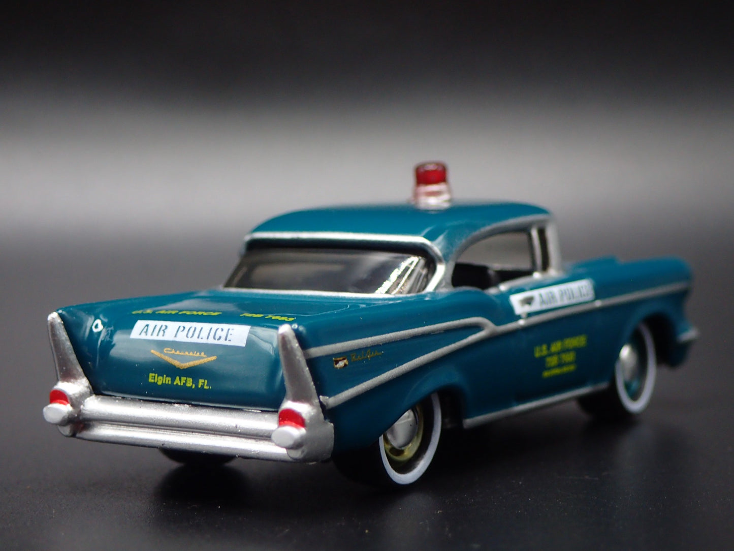 1957 57 CHEVY CHEVROLET BEL AIR US AIR FORCE EGLIN AFB FL 1:64 DIECAST MODEL CAR