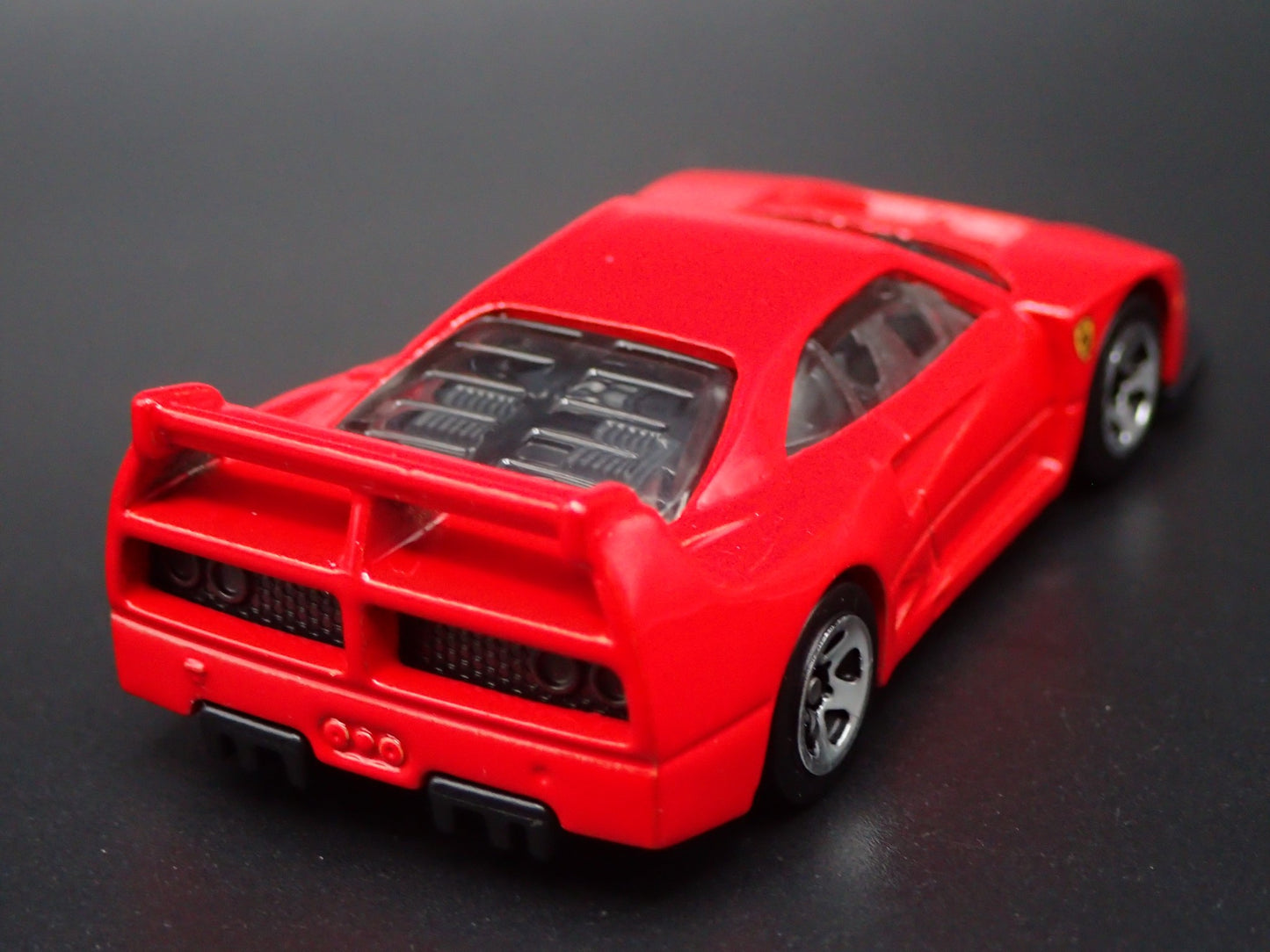 1987-1992 FERRARI F40 COMPETIZIONE RED 1:64 SCALE COLLECTIBLE DIECAST MODEL CAR