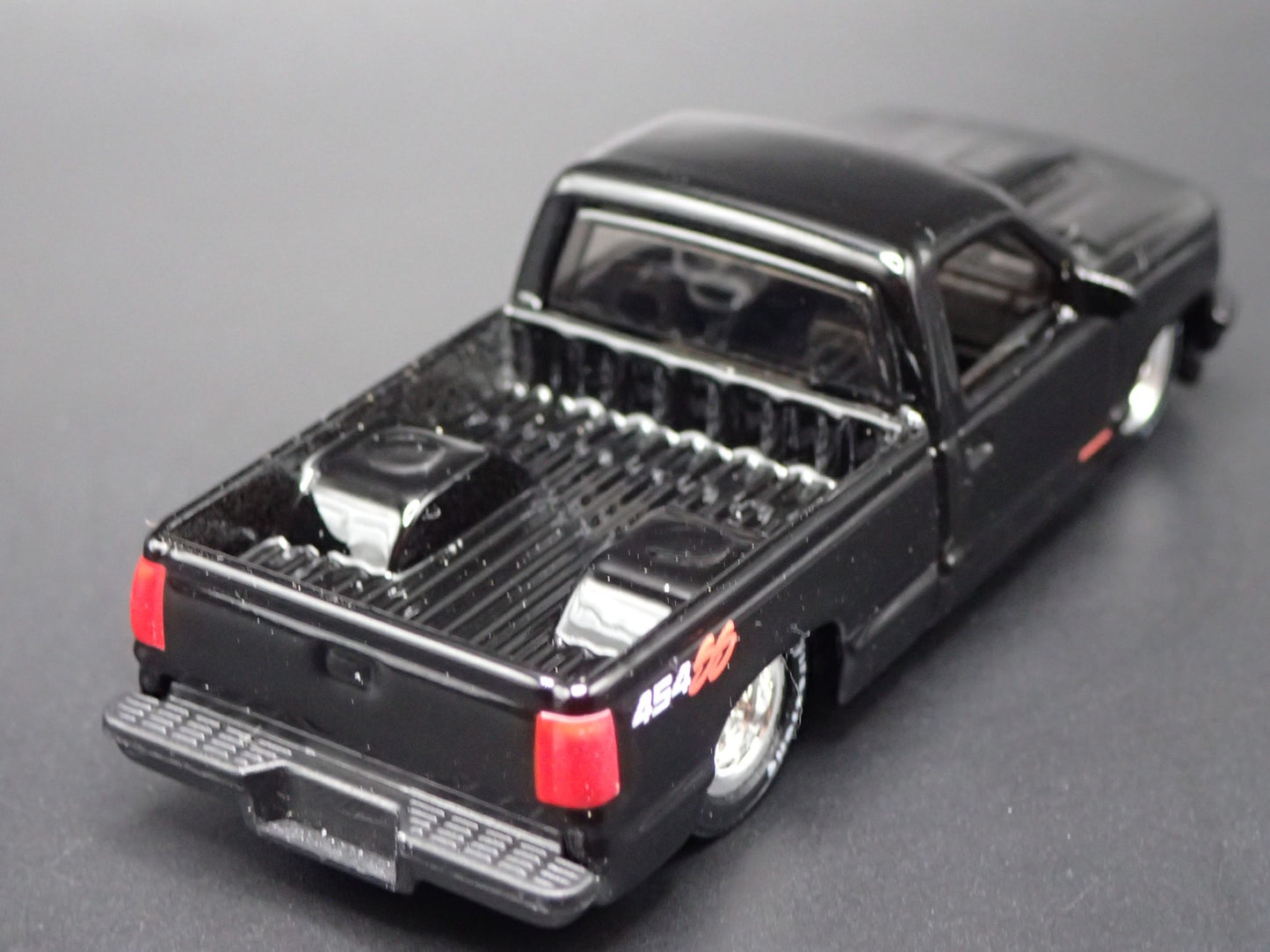 1993 93 CHEVY CHEVROLET SS 454 PICKUP TRUCK OBS 1:64 SCALE DIECAST MODEL CAR