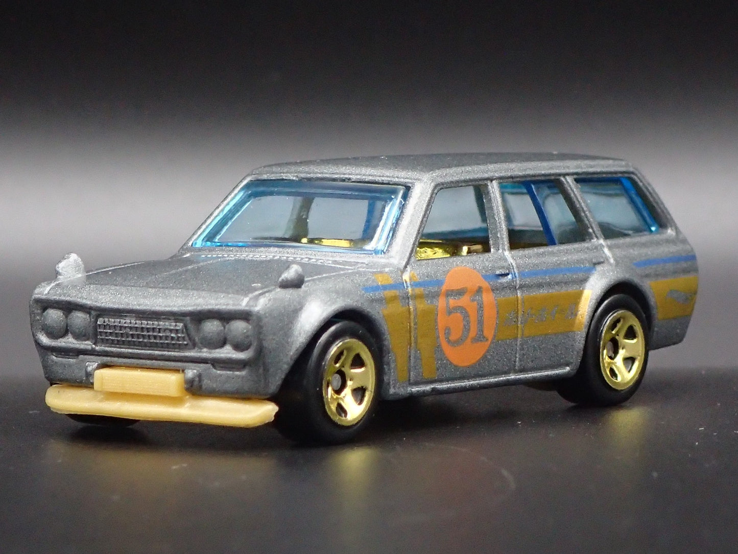 1968-1973 DATSUN 510 STATION WAGON GRAY 1:64 SCALE COLLECTIBLE DIECAST MODEL CAR