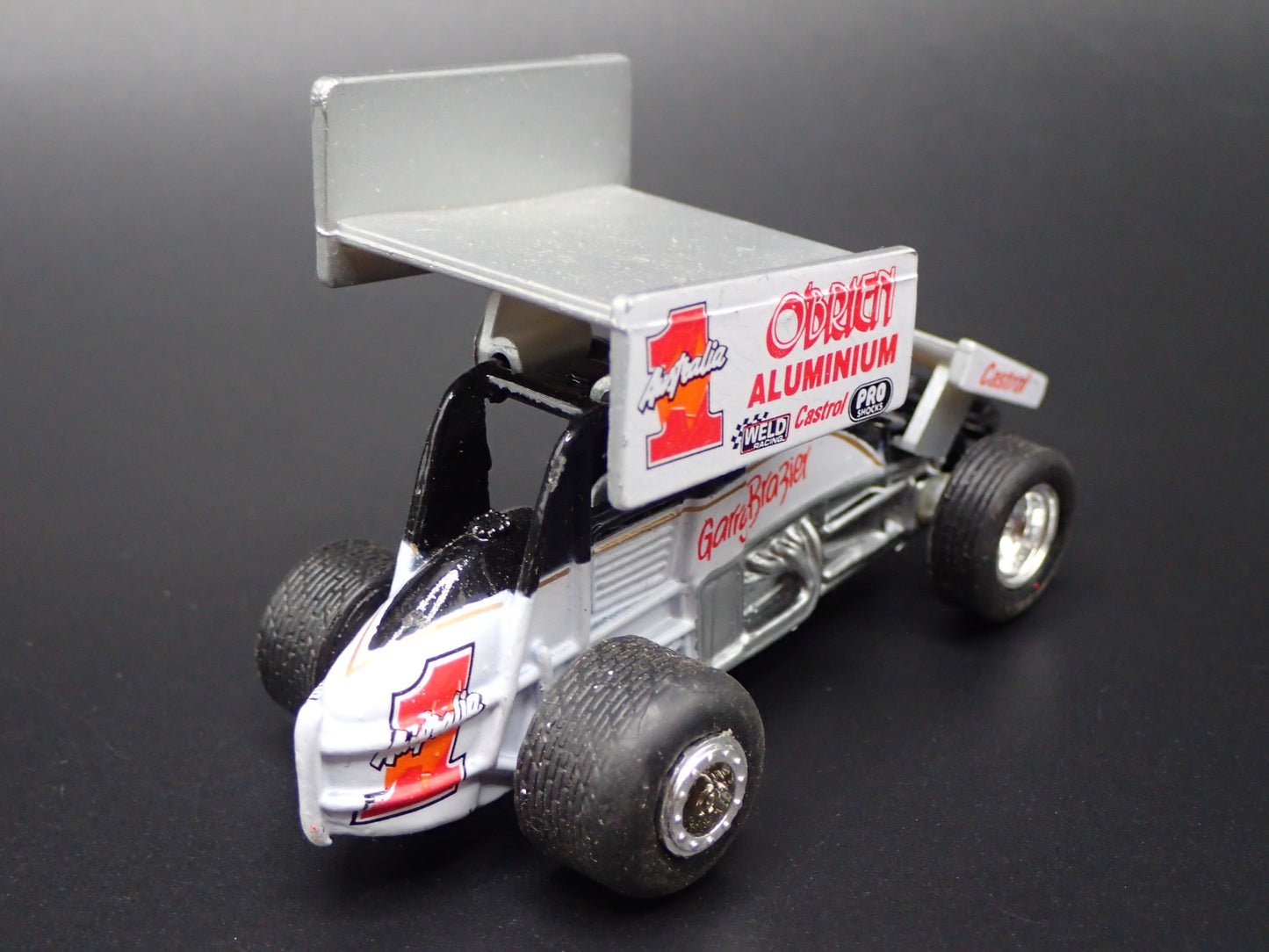SPRINT CAR #1 GARRY BRAZIER OBIEN ALUMINIUM 1:64 SCALE DIORAMA DIECAST MODEL CAR