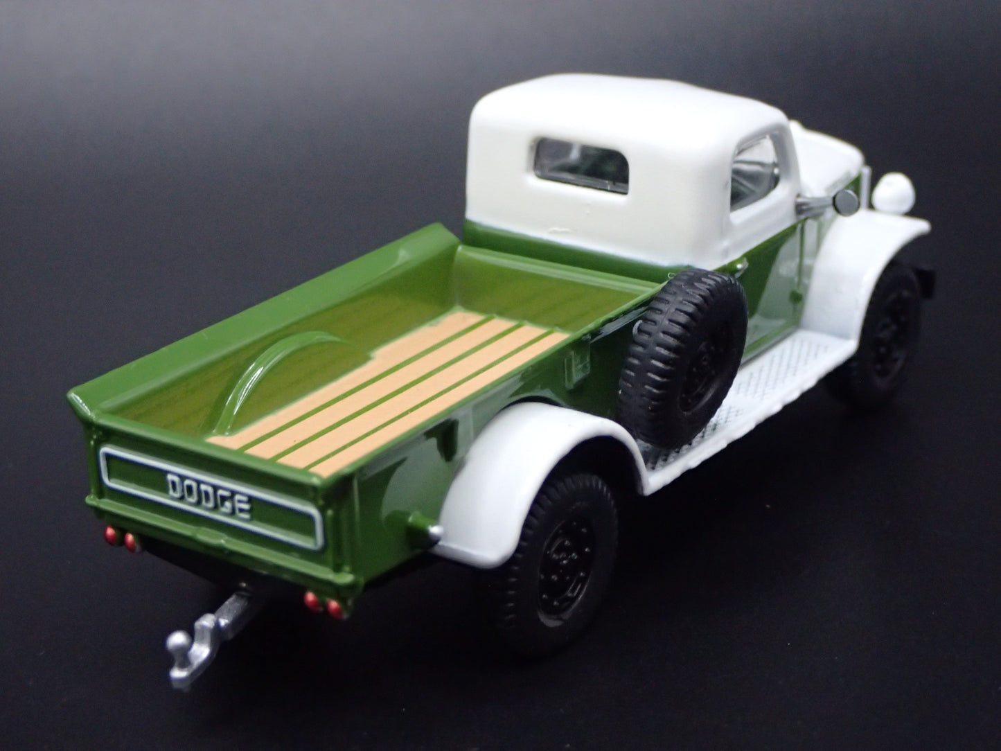 1945-1950 DODGE POWER WAGON PICKUP TRUCK GREEN 1:64 SCALE DIECAST MODEL CAR