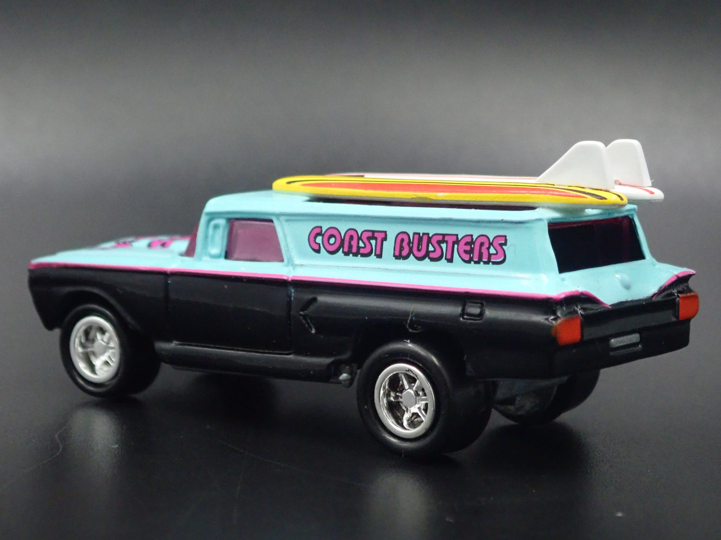 1960 60 CHEVY CHEVROLET PANEL WAGON SURF CUSTOM 1:64 SCALE DIECAST MODEL CAR