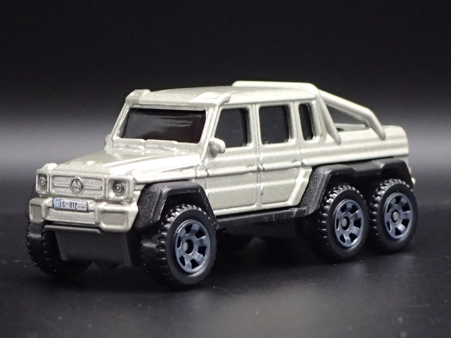 2013-2015 MERCEDES-BENZ G63 AMG 6X6 G WAGON SILVER 1:64 SCALE DIECAST MODEL CAR