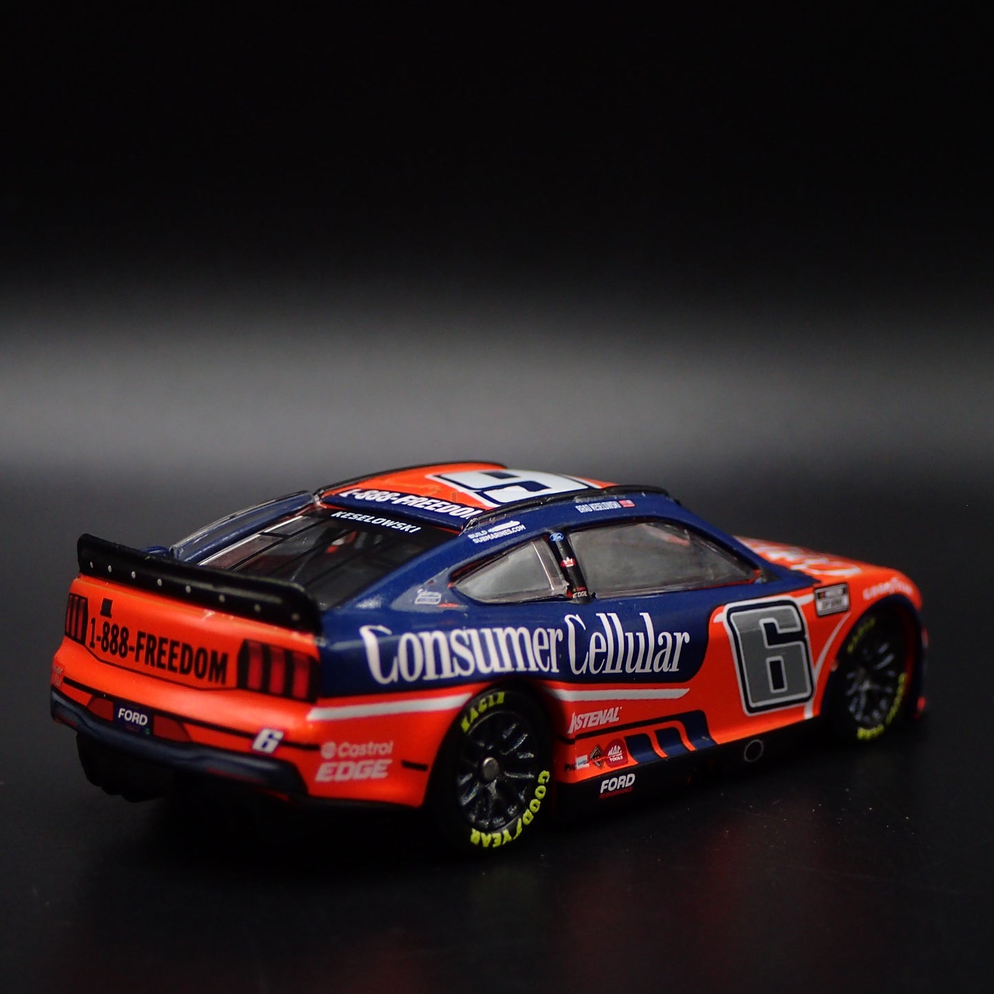 2024 24 FORD MUSTANG 6 BRAD KESELOWSKI CONSUMER CELLULAR NASCAR 1:64 DIECAST CAR
