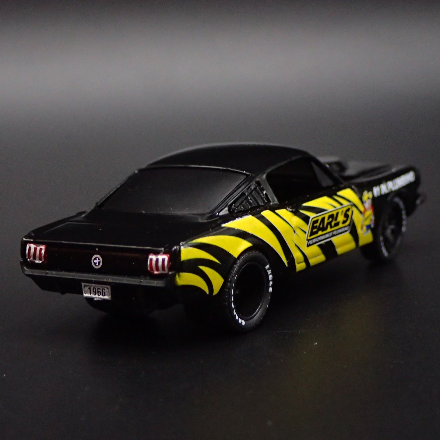 1966 66 FORD MUSTANG FASTBACK 2+2 EARLS BLACK 1:64 SCALE DIECAST MODEL CAR