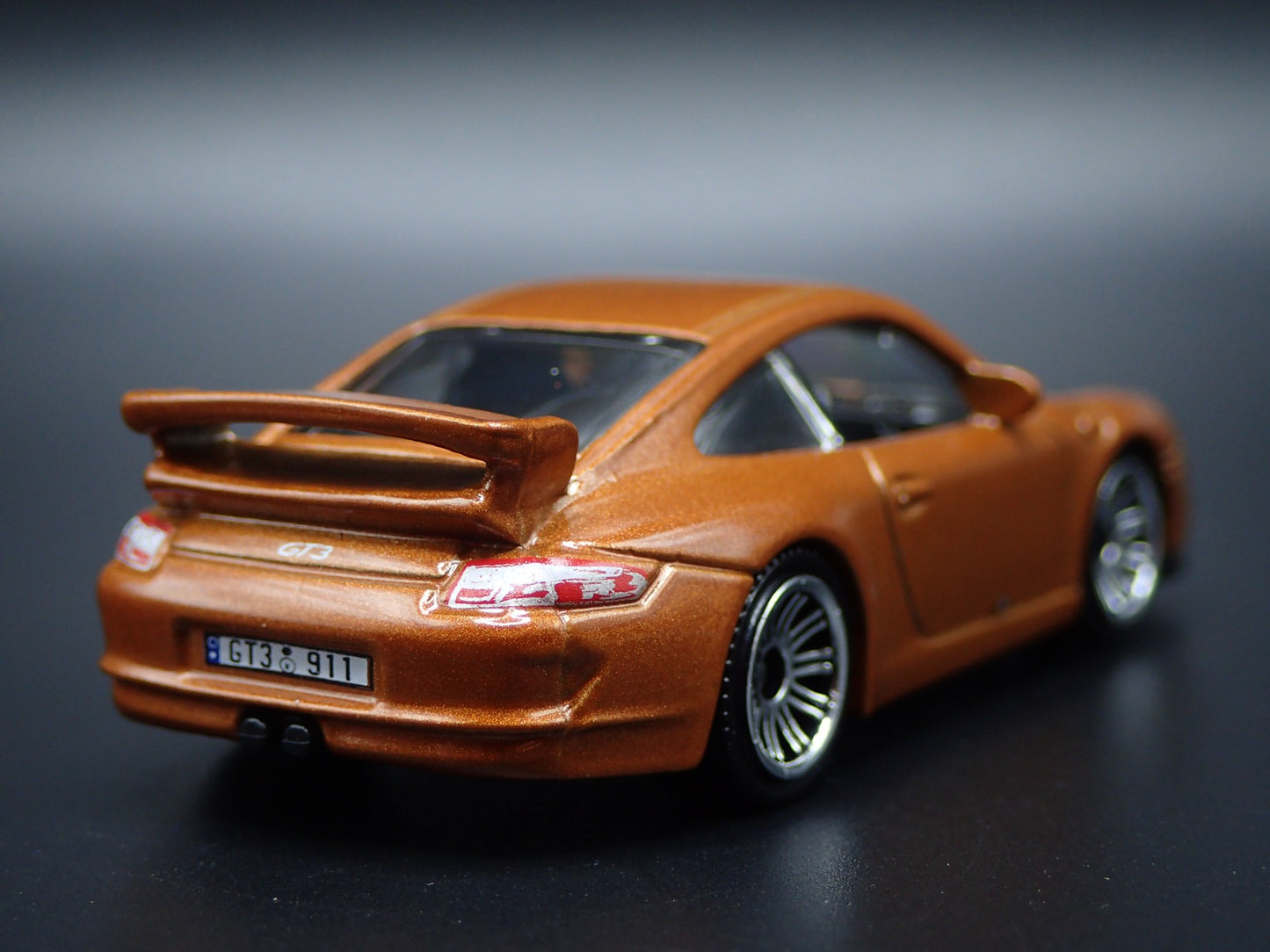 2004-2013 PORSCHE 911 GT3 997 BROWN 1:64 SCALE COLLECTIBLE DIECAST MODEL CAR