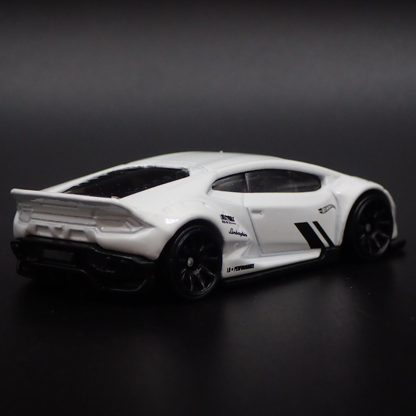 2019-2024 LAMBORGHINI HURACAN LB LIBERTY WORKS 1:64 SCALE DIECAST MODEL CAR