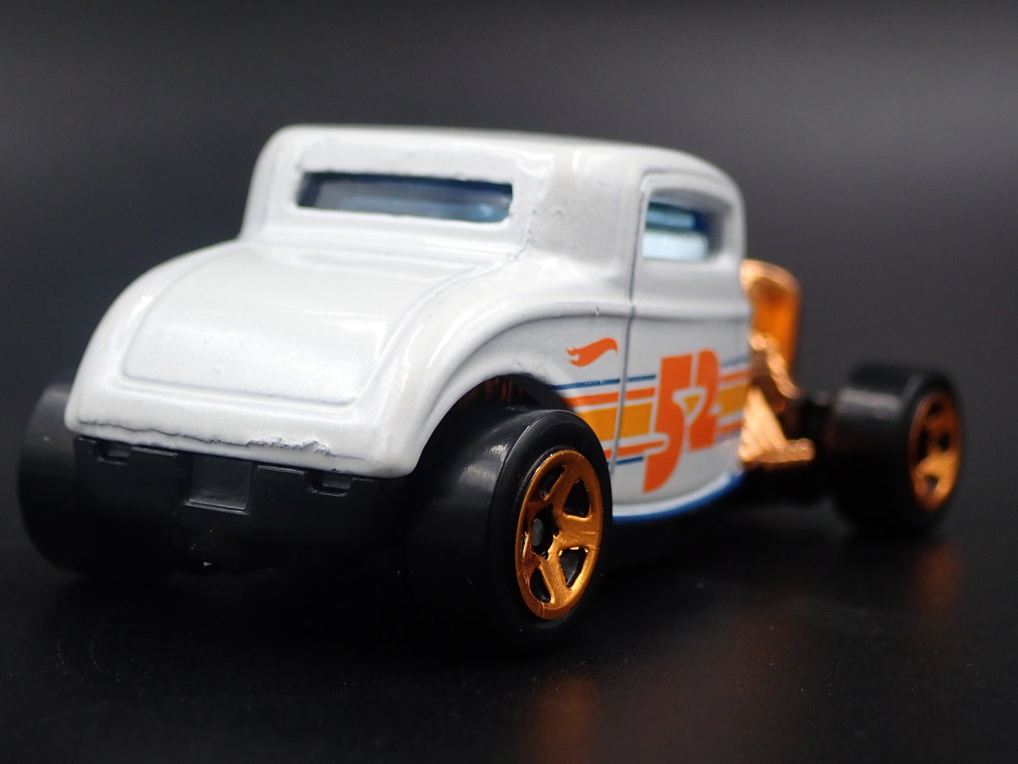 1932 32 FORD COUPE HOT ROD RARE 1:64 SCALE COLLECTIBLE DIORAMA DIECAST MODEL CAR