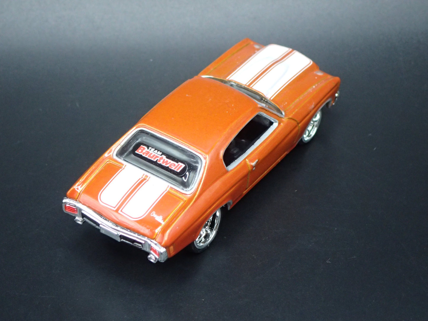 1970 70 CHEVY CHEVROLET CHEVELLE ORANGE 1:64 SCALE DIORAMA DIECAST MODEL CAR