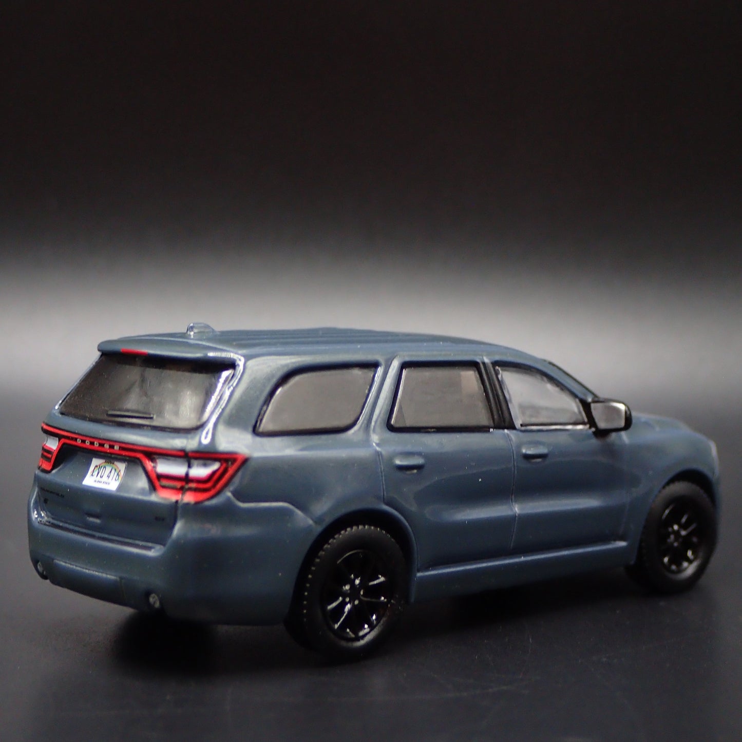 2018-2025 DODGE DURANGO SUV 1:64 SCALE COLLECTIBLE DIORAMA DIECAST MODEL CAR