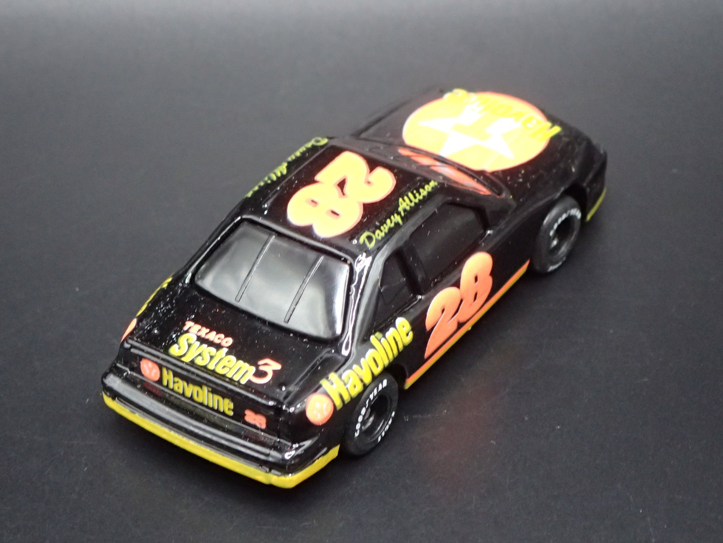 1993 93 FORD THUNDERBIRD 28 DAVEY ALLISON NASCAR 1/64 SCALE DIECAST MODEL CAR