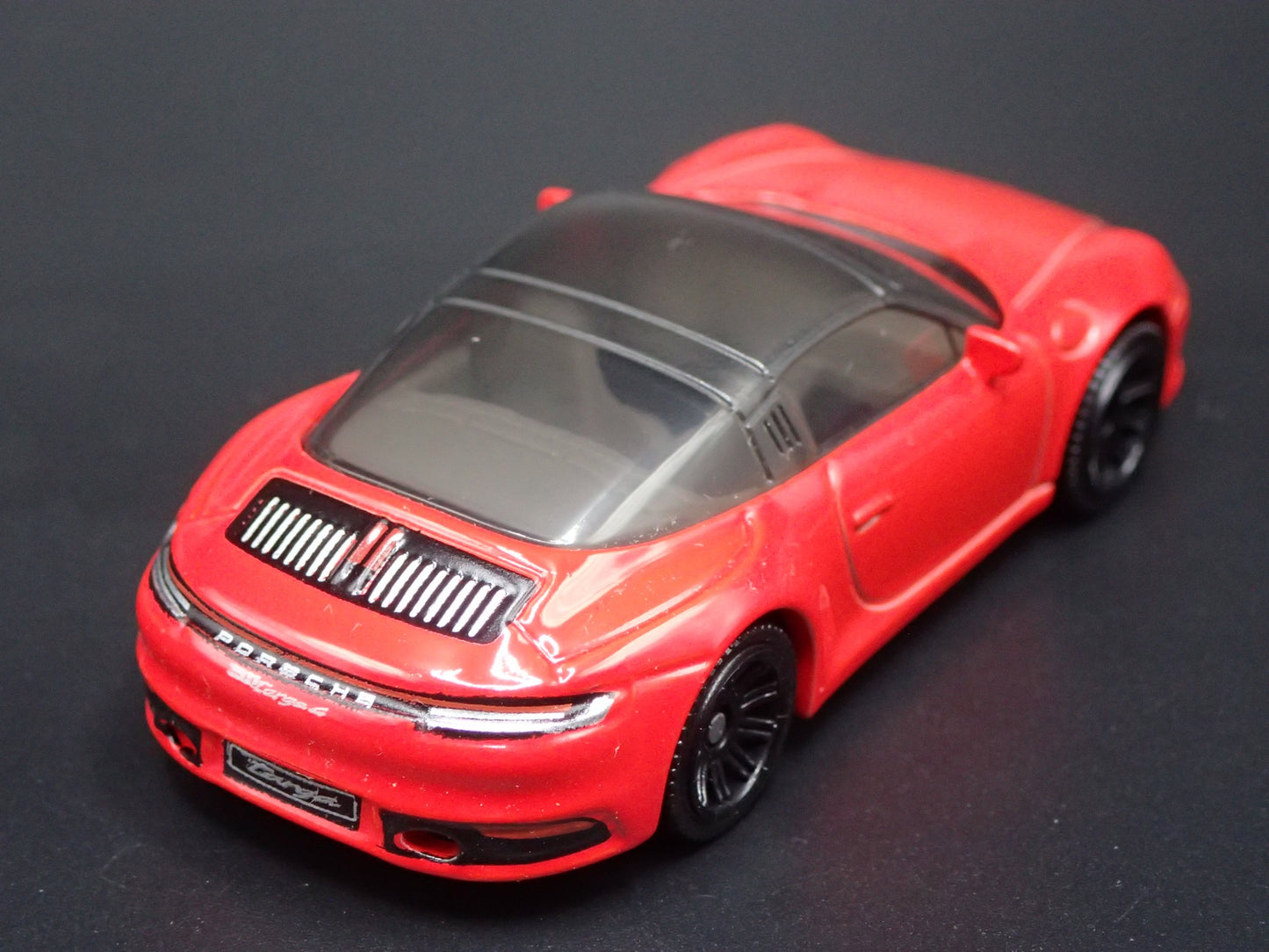 2018-2025 PORSCHE 911 TARGA RED 1:64 SCALE COLLECTIBLE DIORAMA DIECAST MODEL CAR
