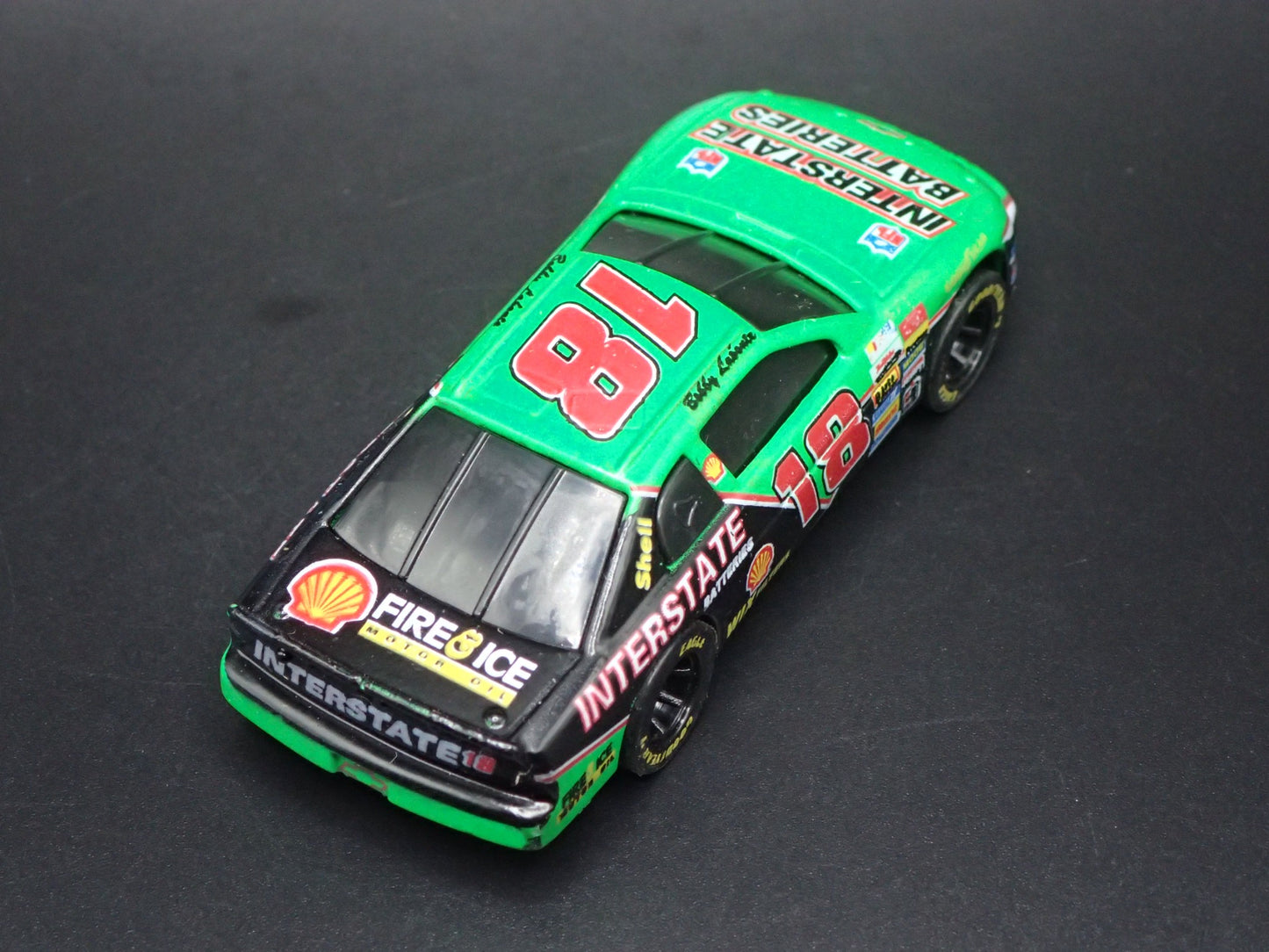 1995 CHEVROLET MONTE CARLO 18 BOBBY LABONTE NASCAR 1:64 SCALE DIECAST MODEL CAR