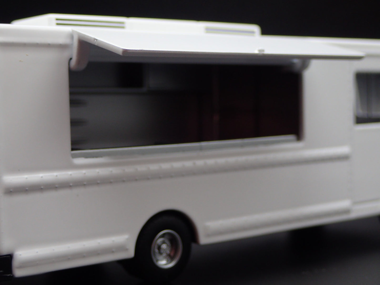 DELIVERY STEP VAN FOOD TRUCK WHITE 1:64 SCALE COLLECTIBLE DIECAST MODEL CAR