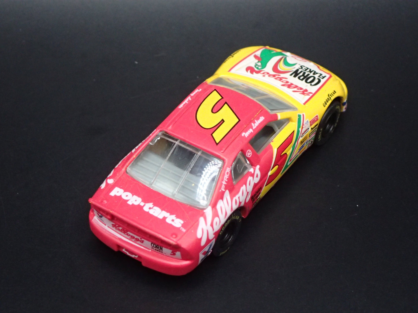1995 CHEVROLET MONTE CARLO 5 TERRY LABONTE NASCAR 1:64 SCALE DIECAST MODEL CAR
