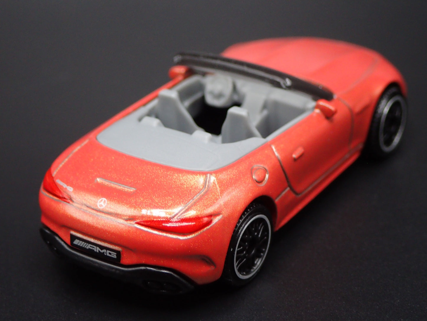 2022-2025 MERCEDES-BENZ AMG SL 63 CONVERTIBLE ORG 1:64 SCALE DIECAST MODEL CAR