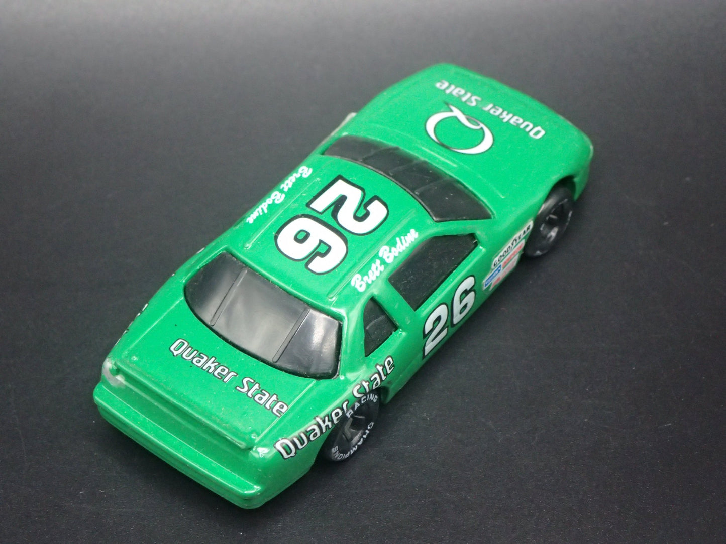 1991 91 BUICK REGAL 26 BRETT BODINE NASCAR 1:64 SCALE DIORAMA DIECAST MODEL CAR
