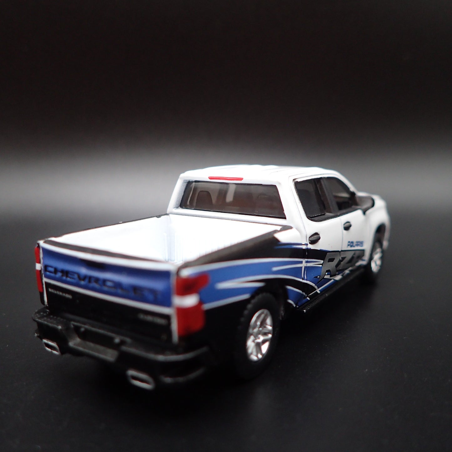 2020 20 CHEVY CHEVROLET SILVERADO PICKUP TRUCK RZR 1:64 SCALE DIECAST MODEL CAR