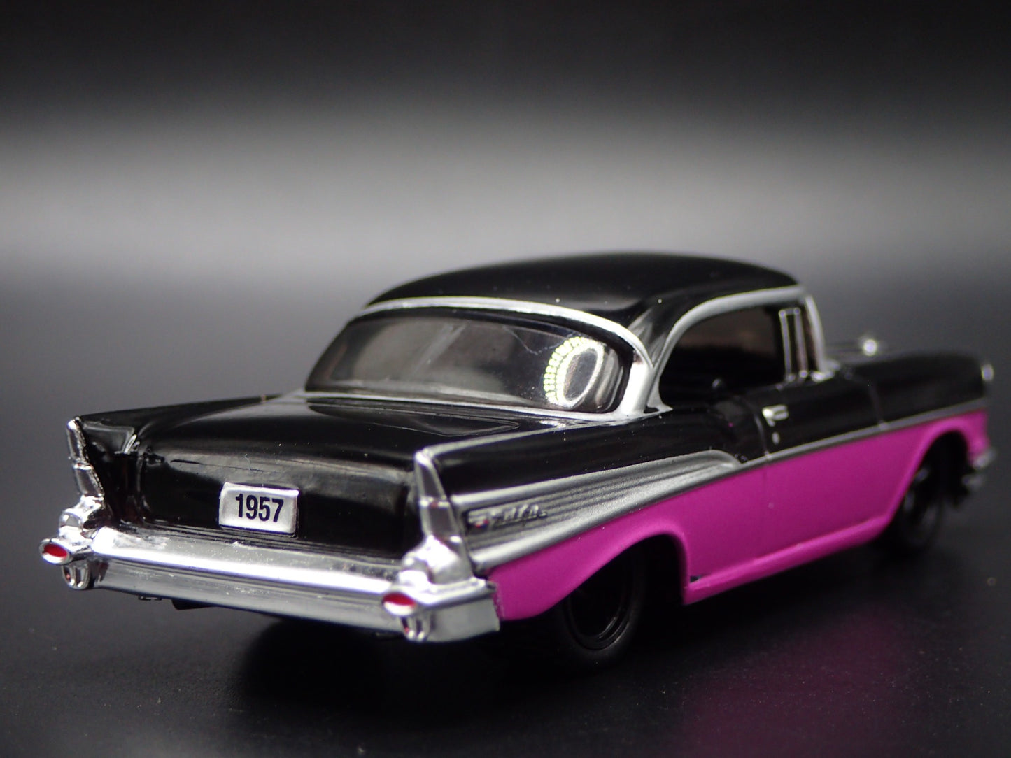1957 57 CHEVY CHEVROLET BEL AIR PINK 1:64 SCALE COLLECTIBLE DIECAST MODEL CAR