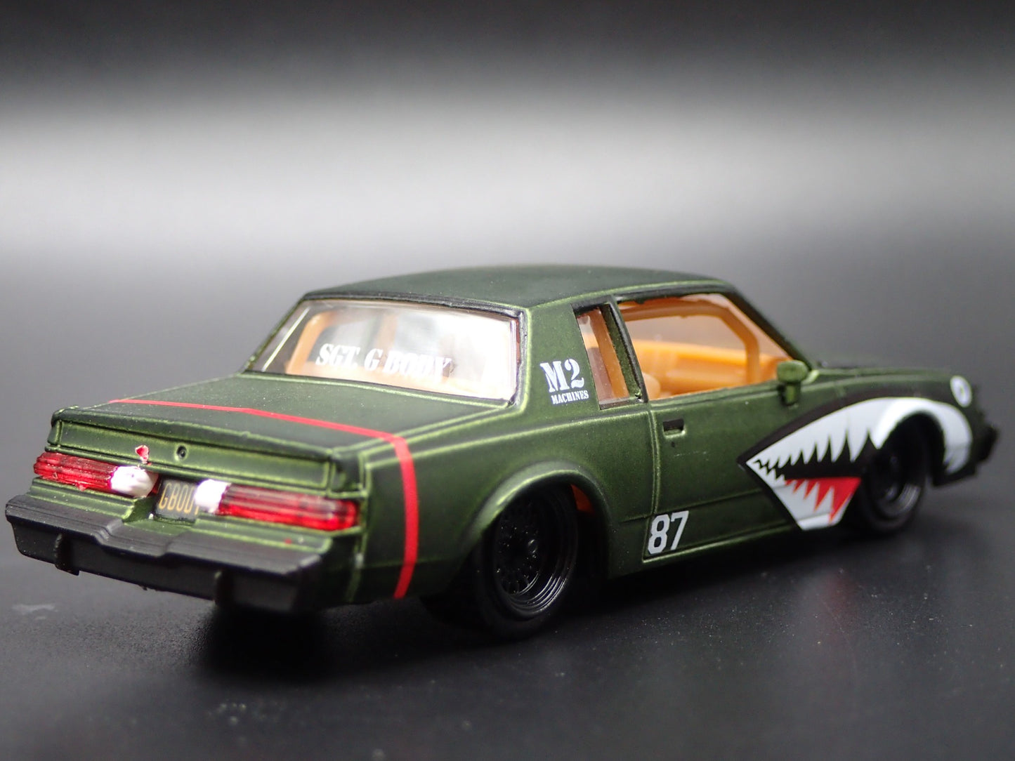 1987 87 BUICK GRAND NATIONAL GNX GREEN 1:64 SCALE DIORAMA DIECAST MODEL CAR