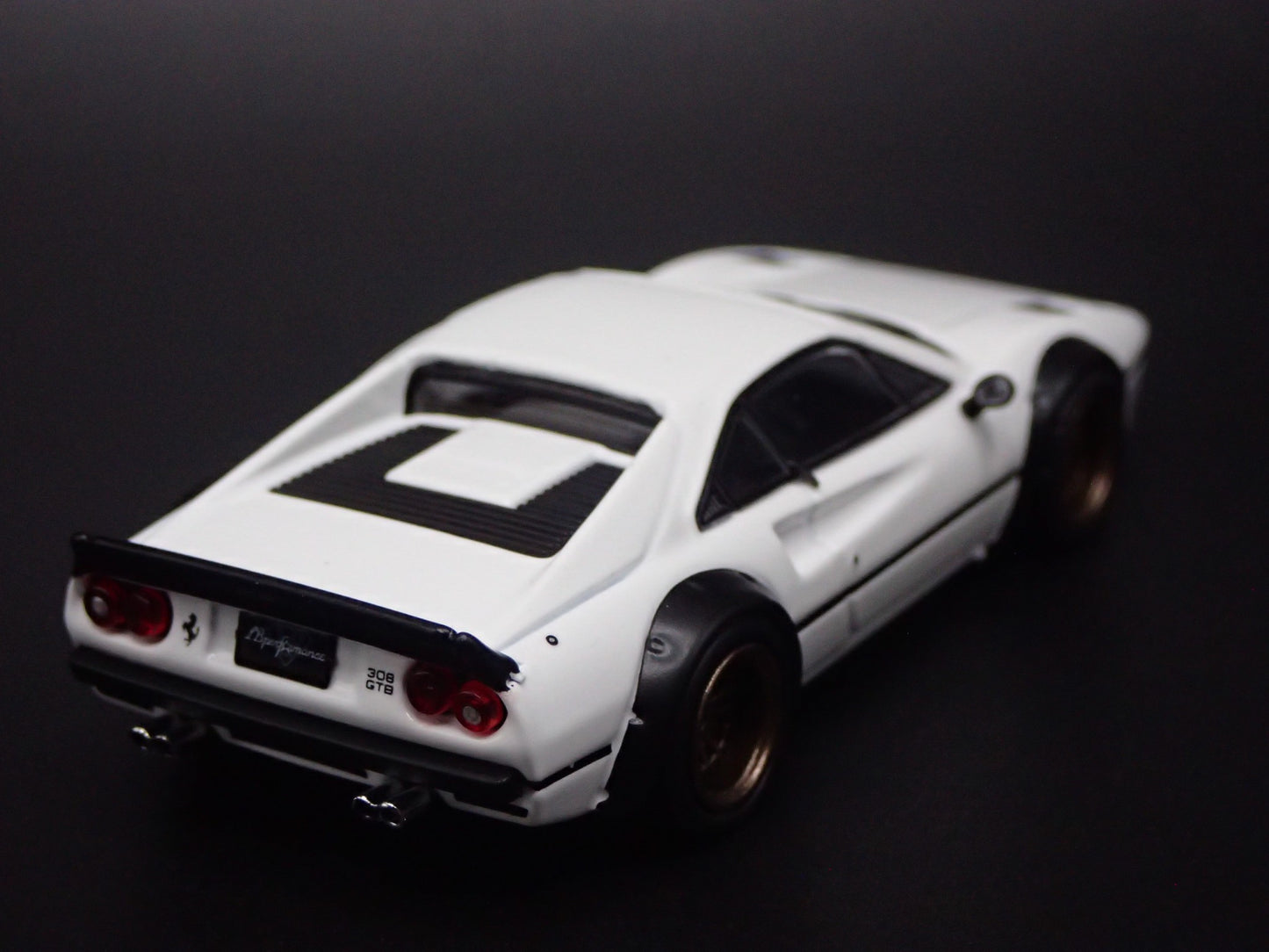 FERRARI 308 GTB LBWK LIBERTY WALK WHITE 1:64 SCALE DIORAMA DIECAST MODEL CAR