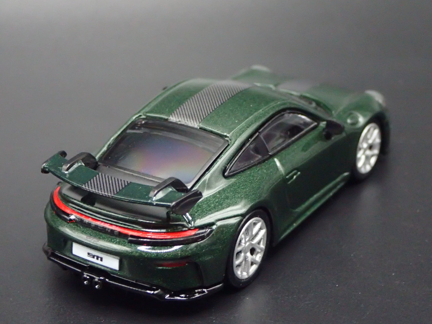 2025-2026 PORSCHE 911 GT3 992.2 GREEN 1:64 SCALE COLLECTIBLE DIECAST MODEL CAR
