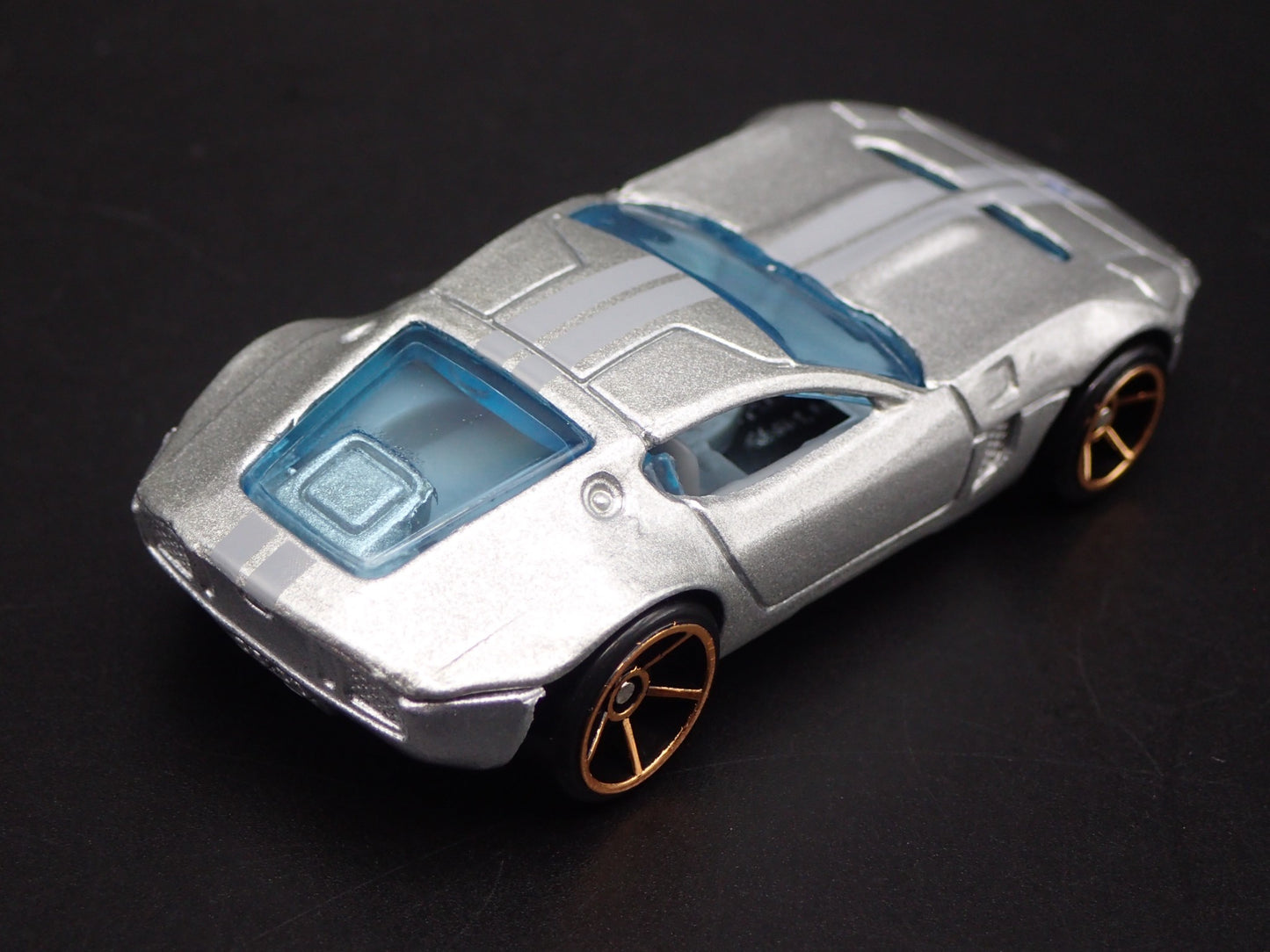 2005 05 FORD SHELBY GR1 CONCEPT SILVER 1:64 SCALE COLLECTIBLE DIECAST MODEL CAR