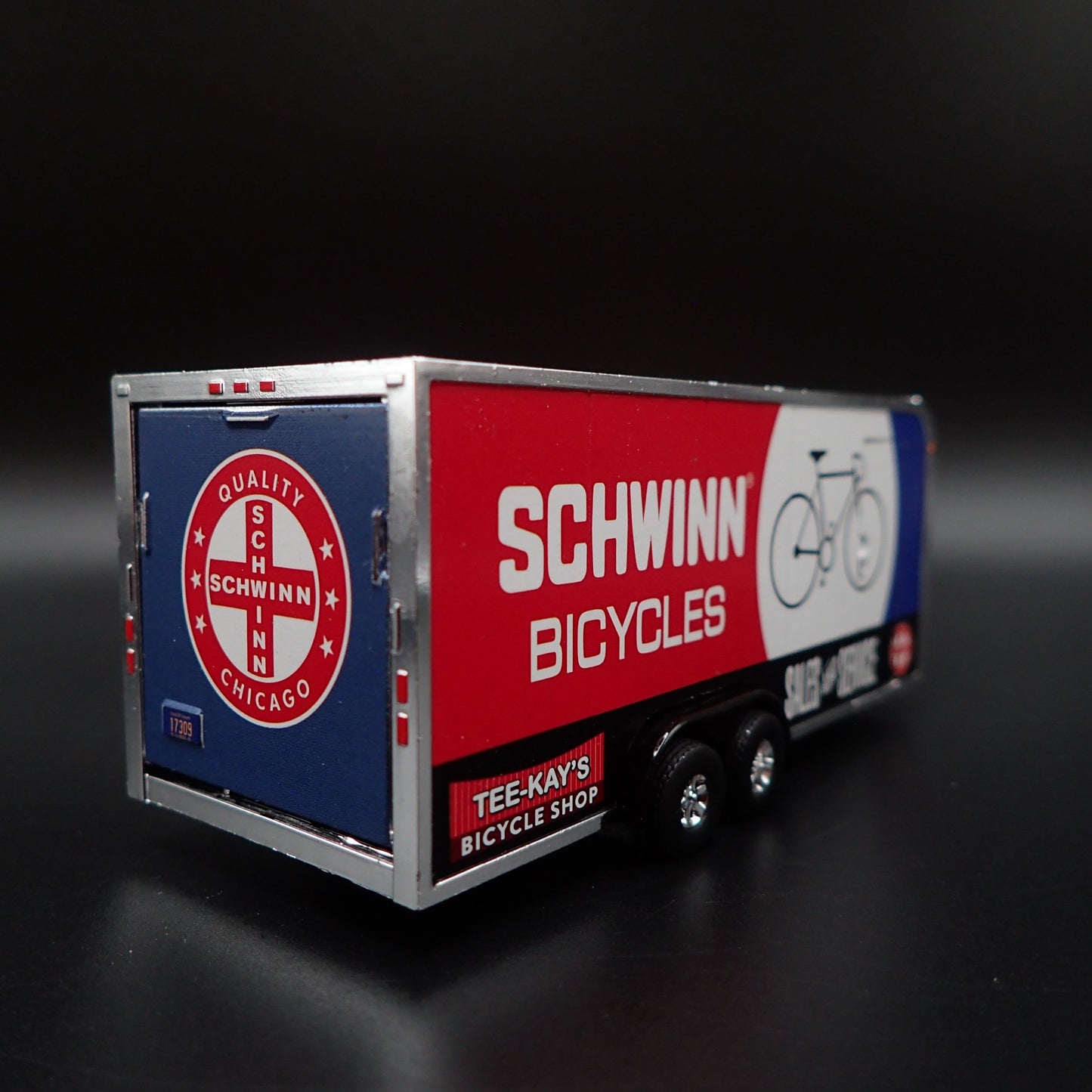 SCHWINN BICYCLES ENCLOSED CAR TOY HAULER TRAILER w OPENING DOOR 1:64 SCALE MODEL