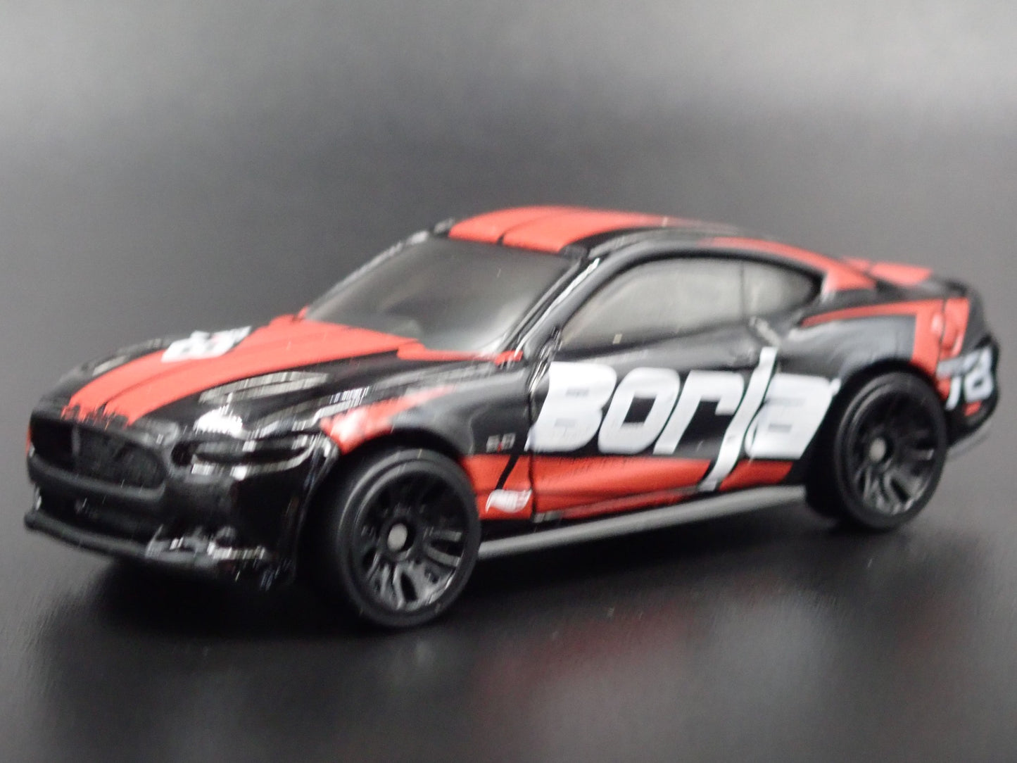 2015-2023 FORD MUSTANG GT BORLA 1:64 SCALE COLLECTIBLE DIORAMA DIECAST MODEL CAR