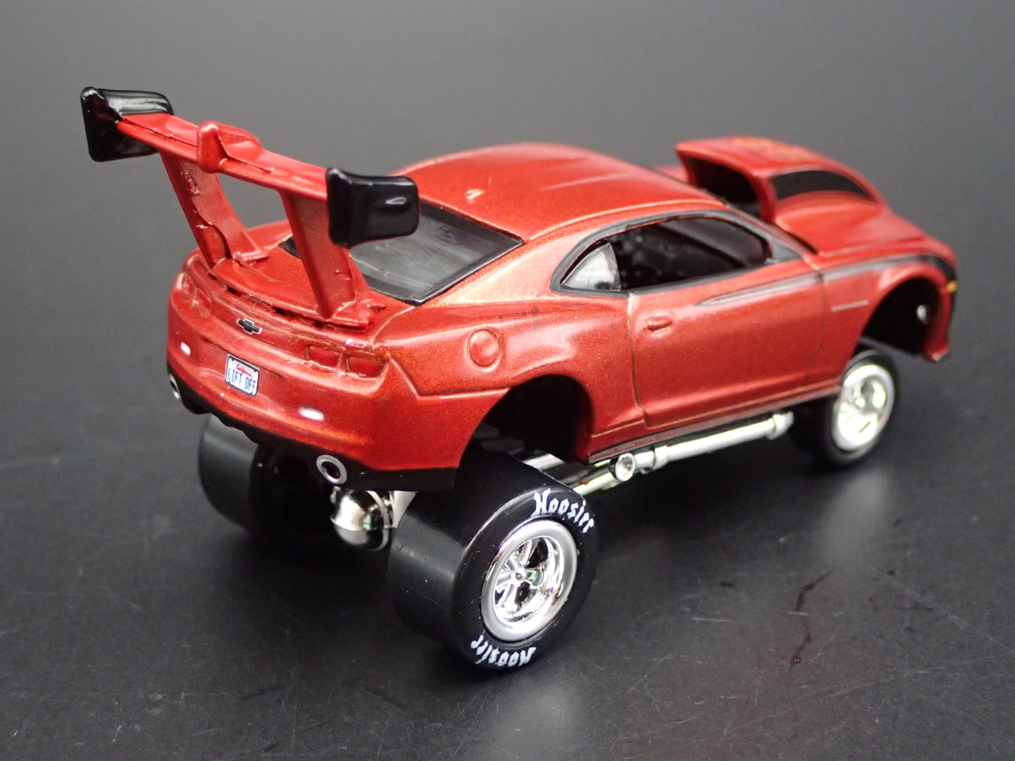 2010 - 2015 CHEVY CHEVROLET CAMARO ZINGER 1/64 SCALE DIORAMA DIECAST MODEL CAR