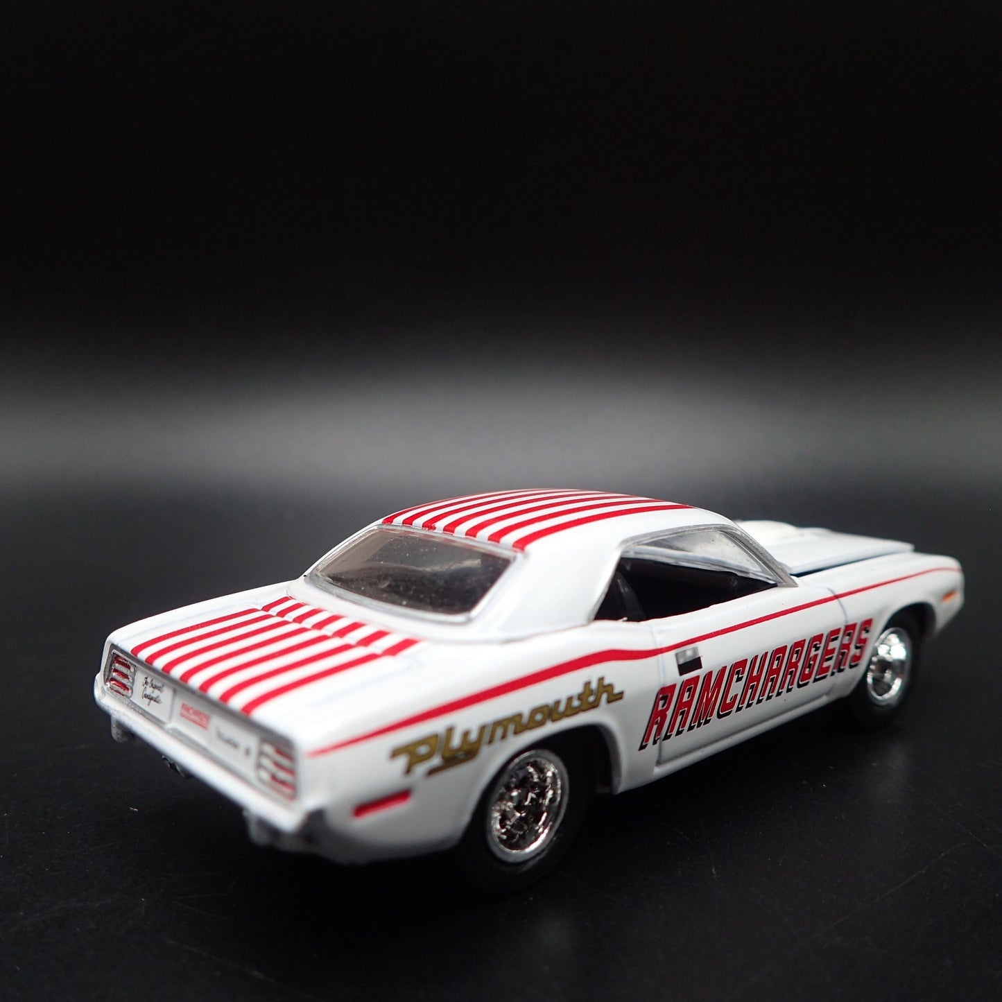 1970 70 PLYMOUTH HEMI CUDA RAMCHARGERS NHRA 1:64 SCALE DIORAMA DIECAST MODEL CAR
