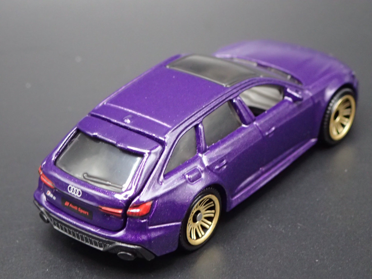 2019-2025 AUDI AVANT RS6 STATION WAGON PURPLE 1/64 SCALE DIECAST MODEL CAR