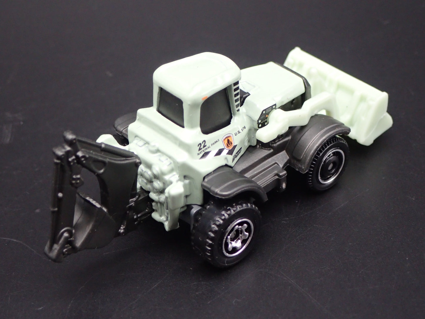 BACKHOE NATIONAL PARKS CONTRUCTION GREEN 1:64 MB SCALE DIORAMA DIECAST MODEL CAR