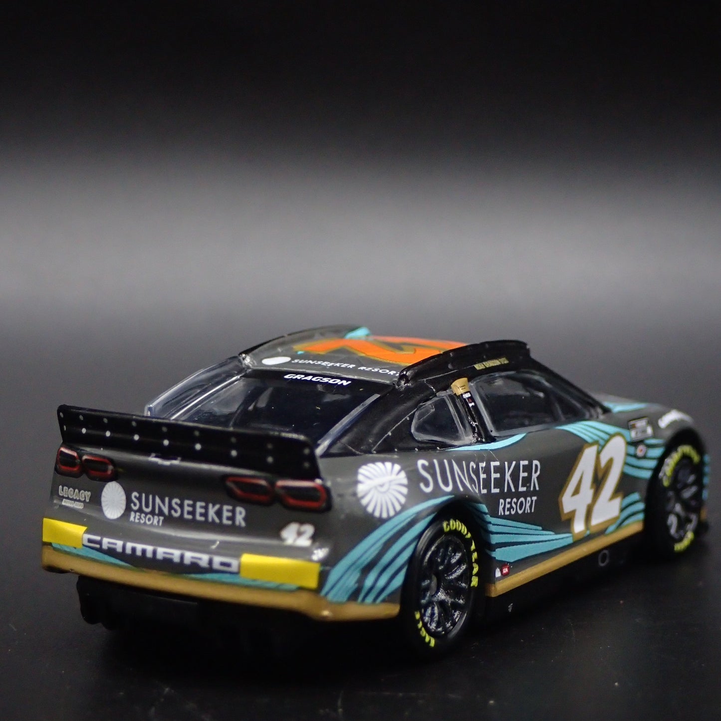 2023 CHEVY CAMARO ZL1 #42 NOAH GRAGSON SUNSEEKER RESORT NASCAR 1:64 DIECAST CAR
