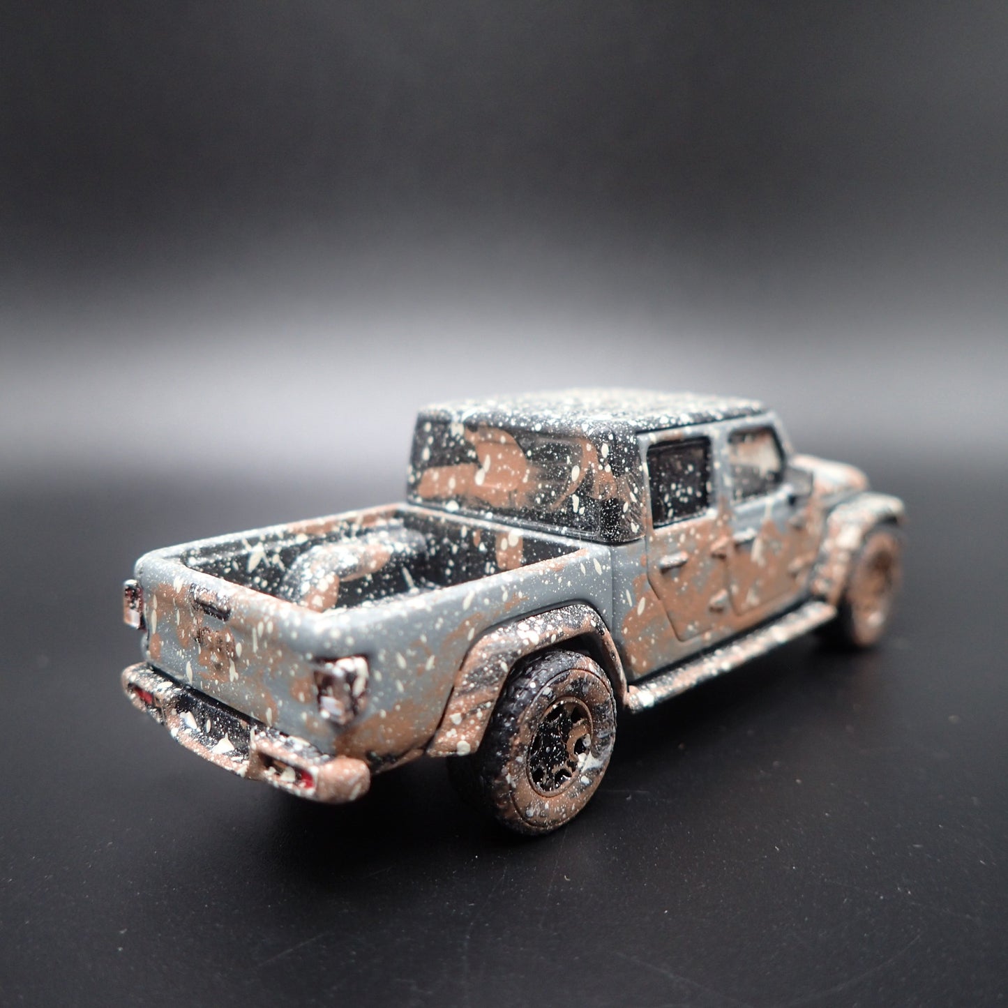 2020-2025 JEEP GLADIATOR PICKUP TRUCK JT W/ HITCH 1:64 SCALE DIECAST MODEL CAR